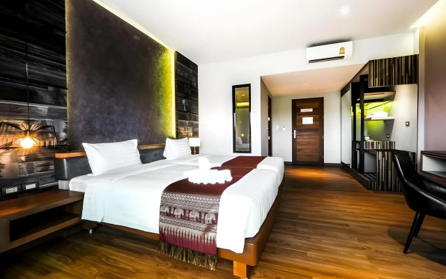 The Glory Gold Hotel