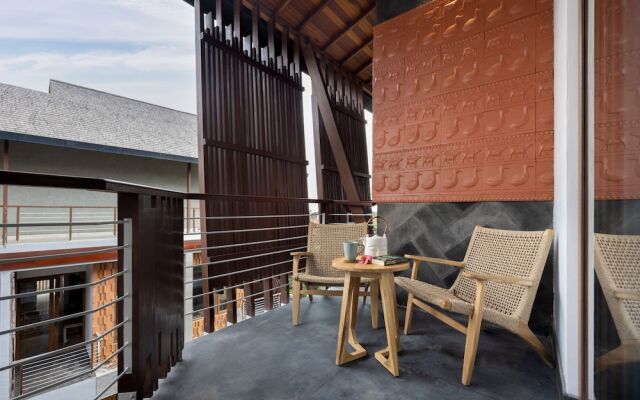 Mokko Suites Batubelig