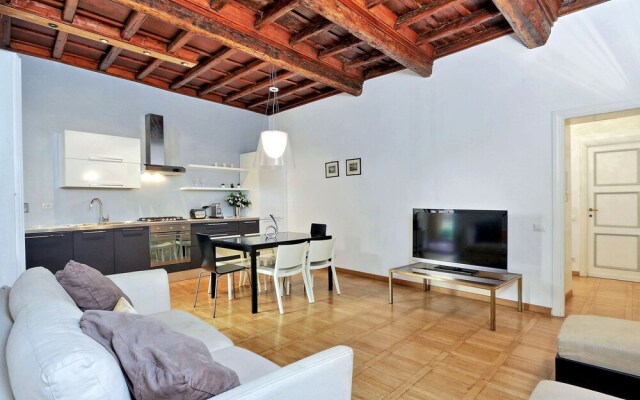 Charme Monti Small Terrace