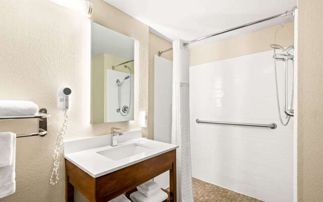 Comfort Suites Abingdon I-81