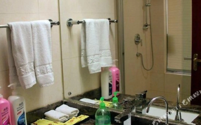 Chenlong International Hotel