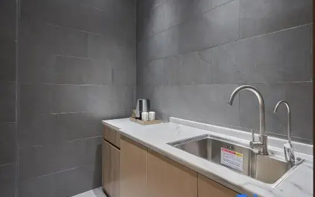Senvuuge Hotel(Guangzhou New Baiyun International Airport)