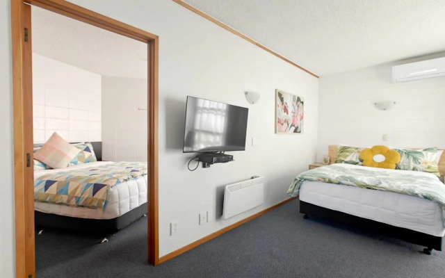 Motel Six