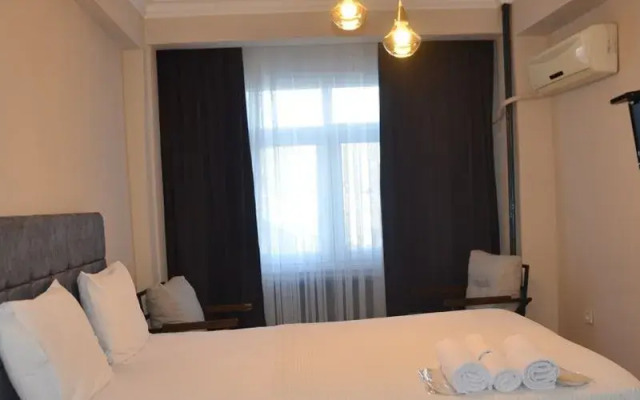 Halki Prenset Hotel