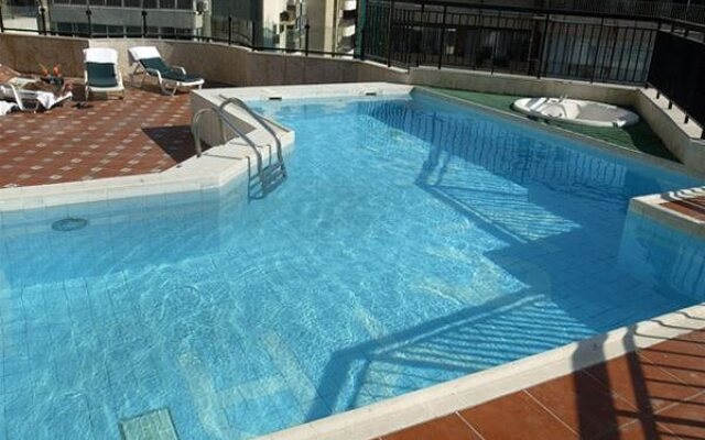 Takaya Suites - Hotel