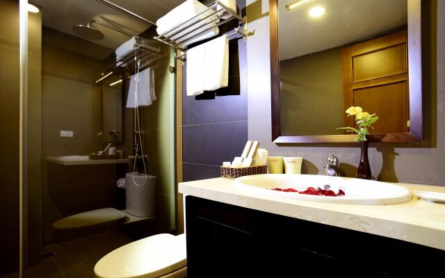 Centre Point Hanoi Hotel