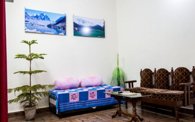 OYO 14061 Home Exotic 1BHK Khanyara Road