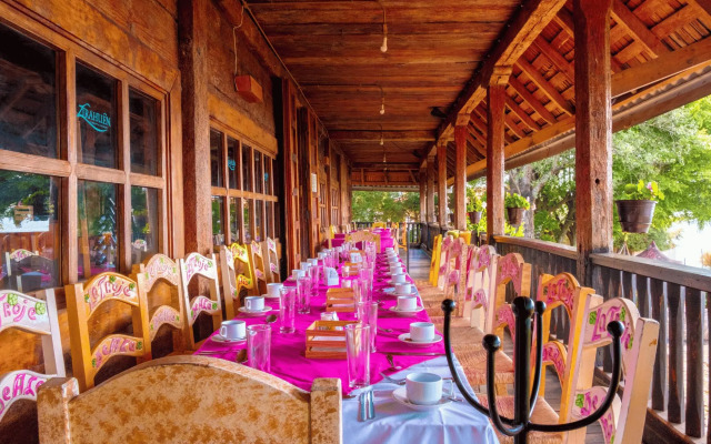 Zirahuen Forest And Resort