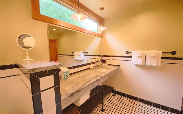 Historic Tapoco Lodge Resort