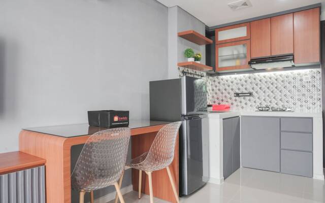 Cozy and Nice Studio at Daan Mogot City Apartment