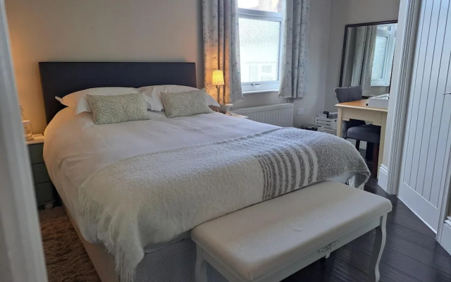 Suenos Guesthouse
