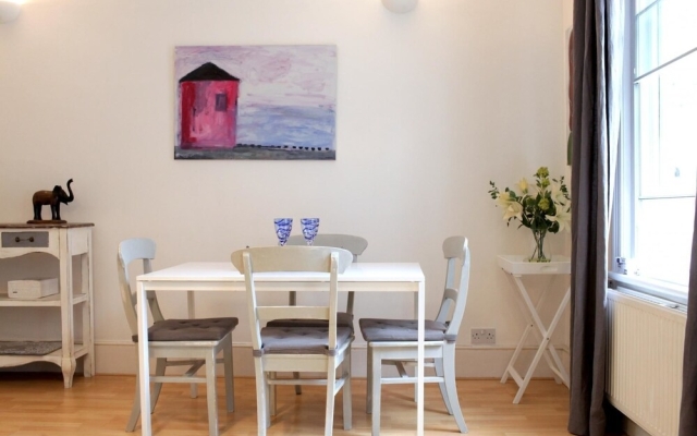 Trendy 2BD Flat in West Hampstead