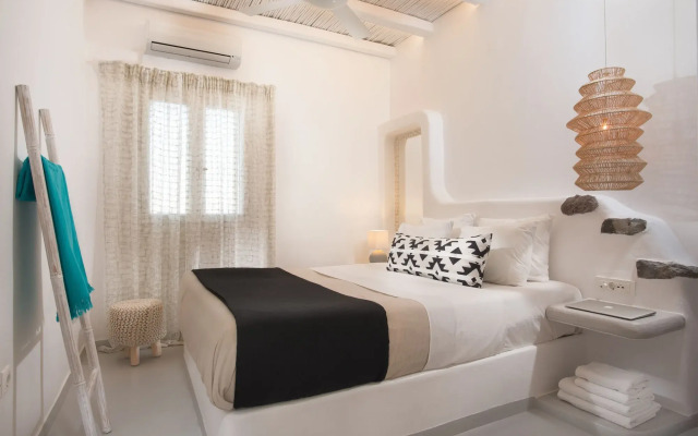 Perla Suites - Delmar Collection