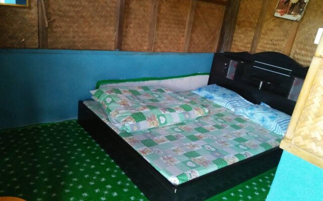 Mong Homestay Resort