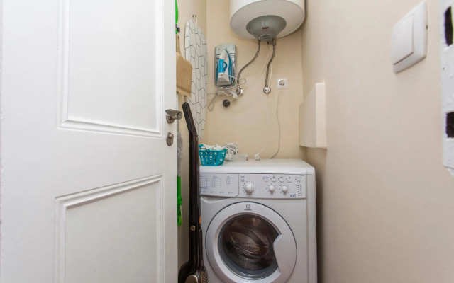 Remodeled Historic Apartment in Bairro Alto