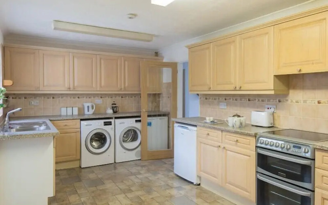 Greenaway, 4 Rockhaven Gardens