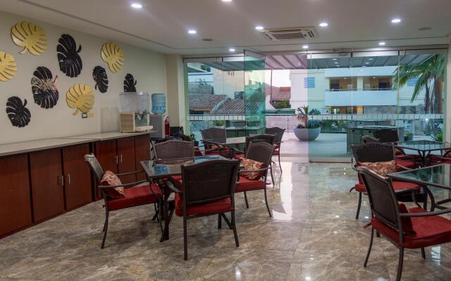 Ave Inn Hotel