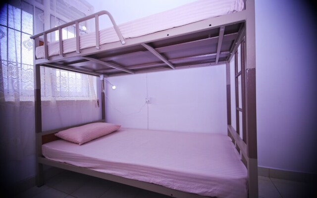 YoYo Hostel