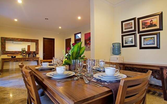 RuKun Residence - Home in Seminyak Bali