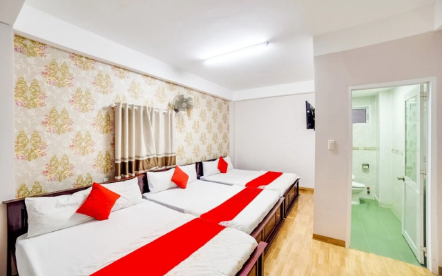Nhat Hoa Hotel by OYO Rooms