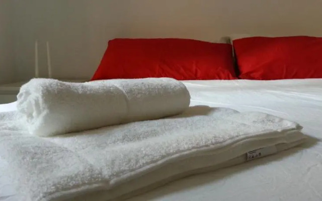 Cosy Studio at Colosseum