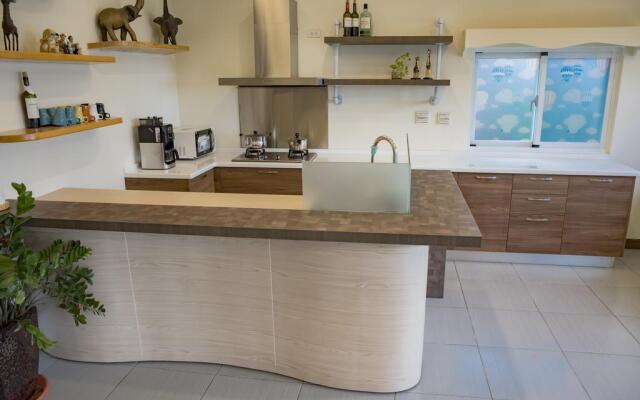 Starry Sky and Sea View B&B