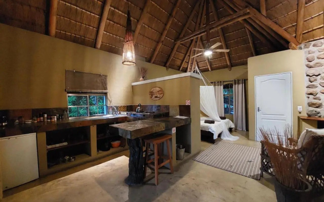 Mobola Lodge