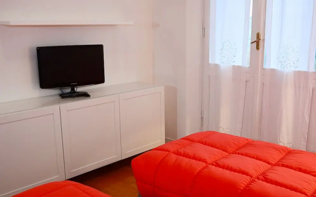 N12 Design Accomodation Alpha