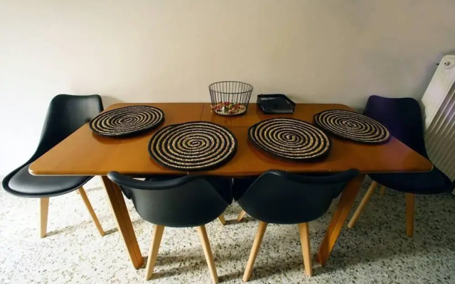 ew Thission Luxury Apartment