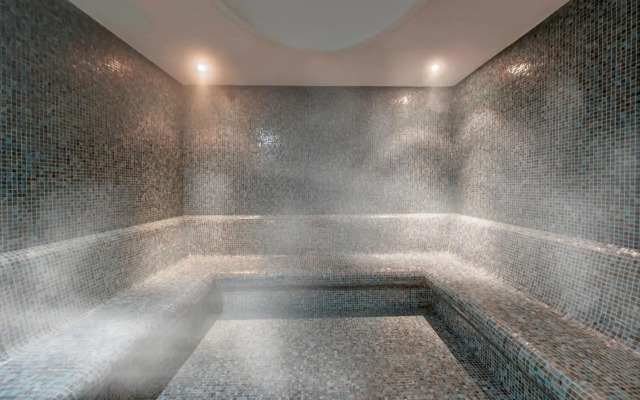 Elite World Van Hotel 5*