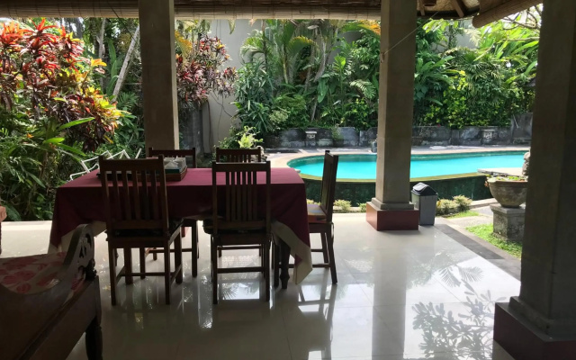 Bali Breeze Bungalows
