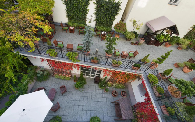 Marrol's Boutique Hotel