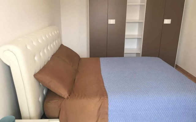 Gregoriana Front Beach