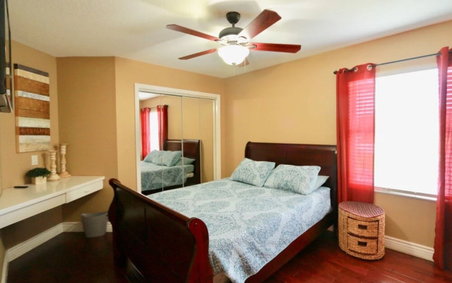 Villa at Pleasant Lake