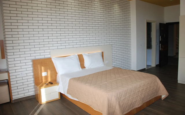 Sunrise Luxury Apartments