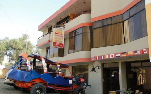Hostal Huacachina Ica