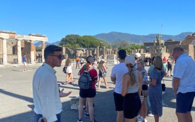 B&B Simplicity 10 MIN from POMPEI