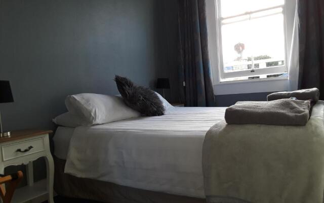 Sunkist Guesthouse