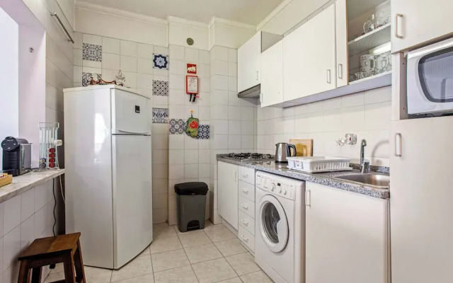Remarkable 1 Bedroom Apartment Costa da Caparica
