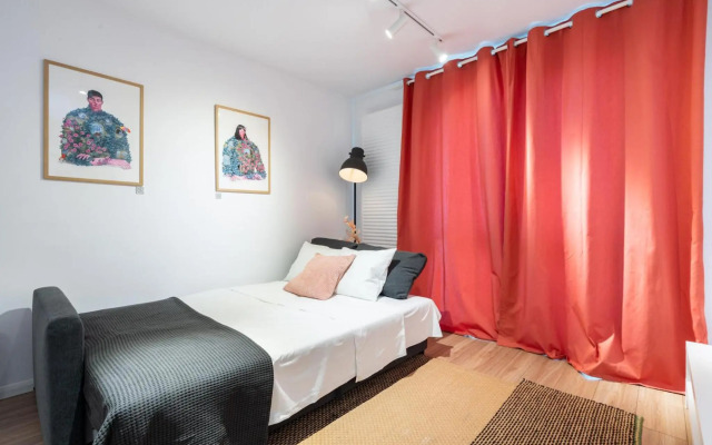 Spacious 2 Bdr Flat in the Old Town