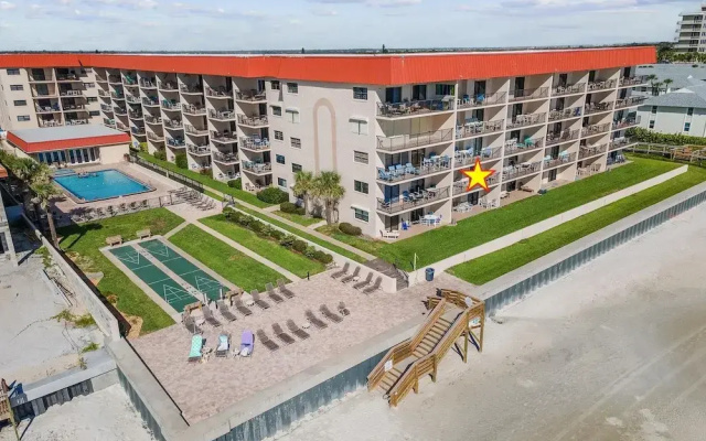 Hacienda del Sol II 213