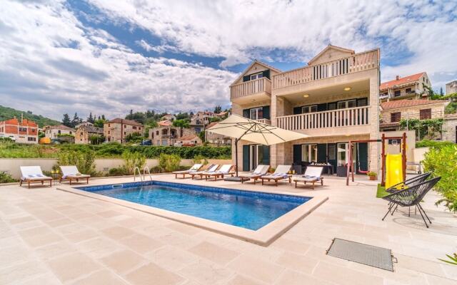 Villa Gold - Private Pool & Grill - H