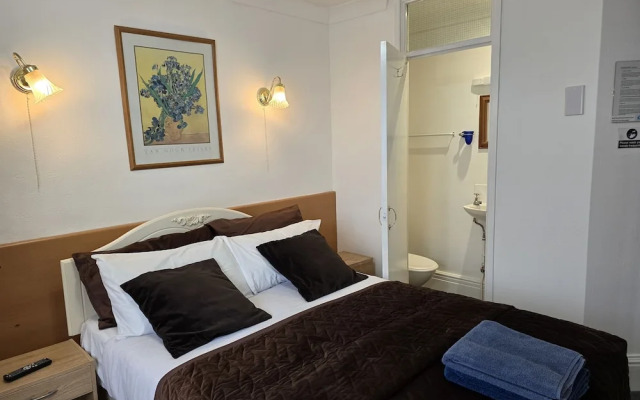 Fairhaven Hotel