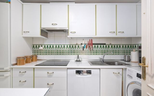 Dona Sofia - Fuengirola Promenade Apartment With Stunning Sea Views, Wifi