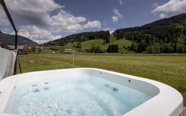 Chalet Sonneck mit Outdoorsprudelbad 12P Murau
