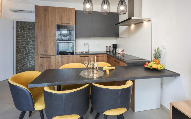 APARTMAN BORGO MARINA - by the sea