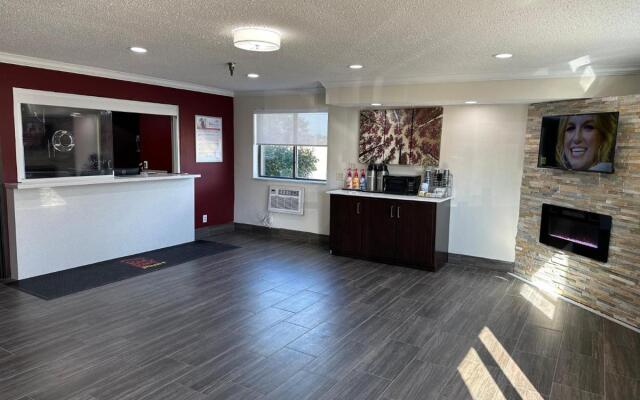 Super 8 By Wyndham Belleville