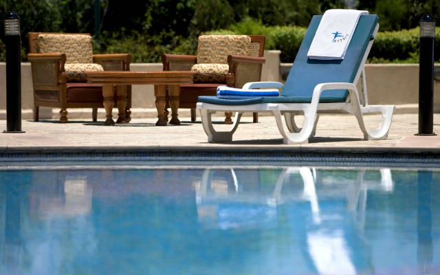 Sheraton Grand Pune Bund Garden Hotel