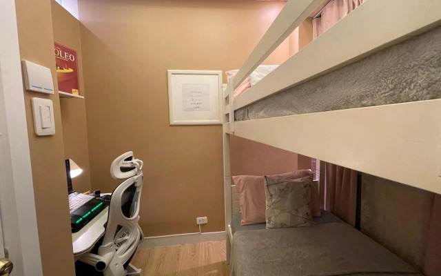 SMDC Trees Residences Tower 1 - 2BR Newly Renovated Staycation