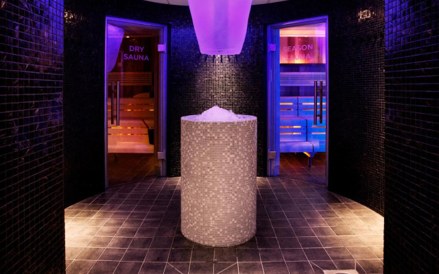 Clarion Hotel Sense